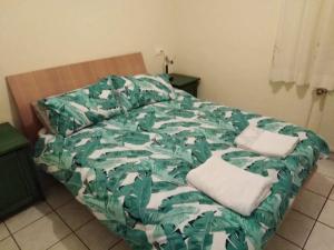 Posteľ alebo postele v izbe v ubytovaní Estrella Del Mar Tranquil and spacious villa, convenient location 3-5 mins' walk to all amenities + 17 fotografií