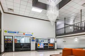 Ο χώρος του λόμπι ή της ρεσεψιόν στο Motel 6 Indianapolis IN