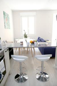 Posedenie v ubytovaní EL RINCON DE LA MERCED junto Laurel Aire acondicionado By Apartamentos Logrono