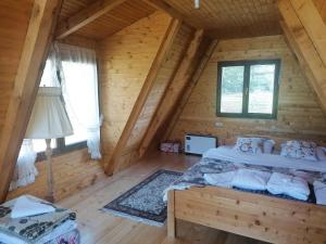 Postel nebo postele na pokoji v ubytování Vikendica Ines