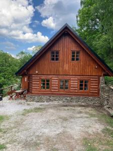Príroda v okolí horskej chaty