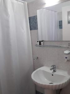 Ett badrum på Villa Tania R