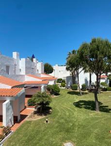 a view of the garden from the roof of a building at Lomas de Sancti Petri in Cádiz