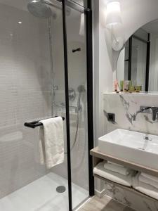 Citadines Confluent Nantes的一间浴室