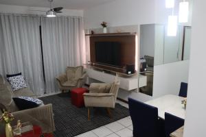 Afbeelding uit fotogalerij van Apartamento no coração da Praia do Canto. in Vitória