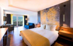 Postel nebo postele na pokoji v ubytování Hotel Ifinger + 37 fotografií