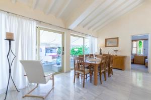 Posezení v ubytování Villa Anna Maria - 3 Bedroom, Private Pool