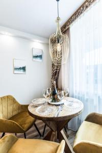Posedenie v ubytovaní Apartament Diamentowy Odkryj Zakopane
