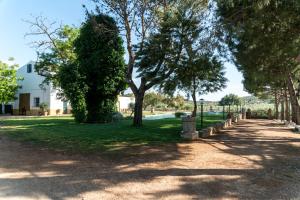 A garden outside La Pontezuela Alanis