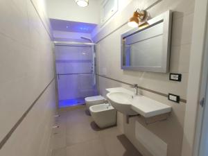 Koupelna v ubytování Ulivi di Minerva - Boutique Holiday Home - Ostuni - Fasano - Cisternino