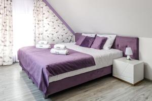 Postel nebo postele na pokoji v ubytování Pokoje, Noclegi, Apartamenty Dune Resort Łeba