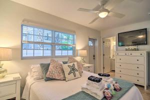 Gallery image of Apartment with Easy Access to Indian Rocks Beach! in Clearwater Beach