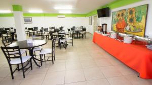 Ресторант или друго място за хранене в CHN Hotel Monterrey Santa Fe