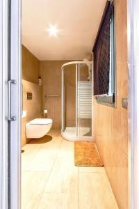 A bathroom at Villa Josefina