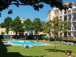Bazén v ubytovaní Apartamento Gran Reserva Beach-3 alebo v jeho blízkosti