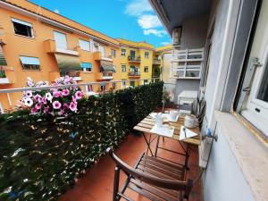 A balcony or terrace at FREE BREAKFAST - Michelangelo Dream House