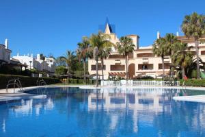 Basen w obiekcie CASA BAIANA - Dúplex en Costa Ballena lub w pobliżu