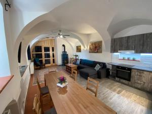 弗林布尔克Apartment Mařenka Frymburk的相册照片