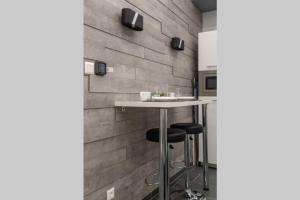 Premium Apartment by Hi5 - Central 1 bedroom (217) 1073 Budapest, 4 Erzsébet körút kép - 2