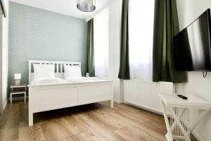 Premium Apartment by Hi5-Vaci str. 3 bedroom (220) 1056 Budapest, 4 Nyáry Pál utca kép - 2