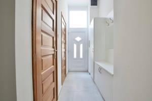 Premium Apartment by Hi5 - Central 3 bedroom (221) 1051 Budapest, 18 József Attila utca kép - 2
