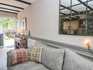 Coach House 1 - Pullwood Bay