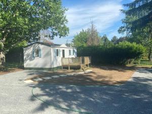 Photo de la galerie de l'établissement Auberge de L'Orisse - Mobilhome, à Varennes-sur-Allier