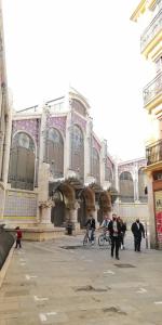 Gallery image of Precioso Apartamento frente del Mercado Central in Valencia