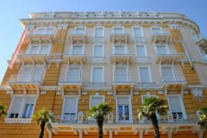 Budynek, w którym mieści się apartament