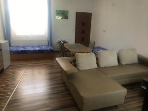 Posedenie v ubytovaní Vila Nikola Králiky