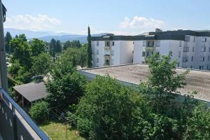 Výhľad na hory alebo výhľad na hory priamo z apartmánu