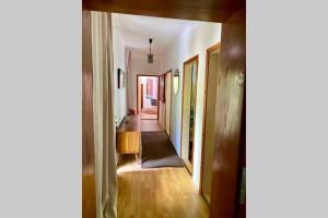 Fotografia z galérie ubytovania Ferienappartement Bellevue Wörthersee - privater Seezugang, Hunde auch herzlich willkommen v destinácii Töschling