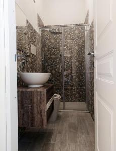 A bathroom at Loft Marettimo Egadi