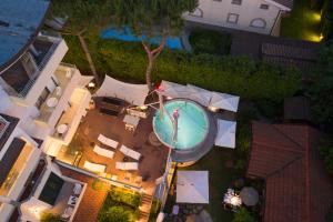 Bazén v ubytování Hotel Acapulco nebo v jeho okolí