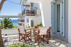 Балкон или терраса в Milia Beach Apartments