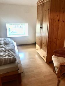 Postel nebo postele na pokoji v ubytování Ferienwohnung Zweinig02