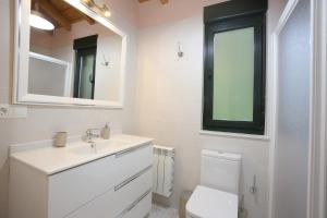 Koupelna v ubytování Apartamentos Bouso