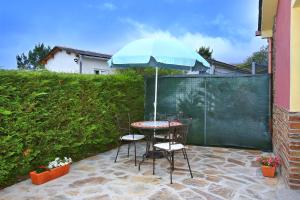 Patio nebo venkovní prostory v ubytování Apartamentos Bouso