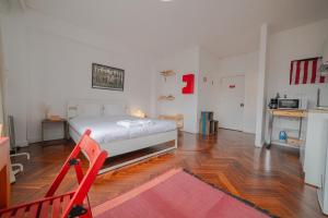 Postel nebo postele na pokoji v ubytování Heart of Porto in bolhao by Homing