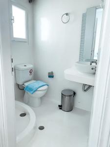 Um banheiro em Fabrica Sunset Apartments