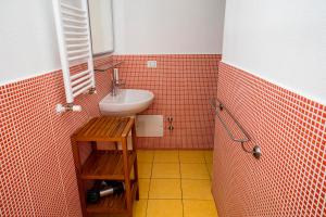 Vannituba majutusasutuses Casa Junno
