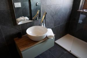 Koupelna v ubytování Agriturismo Cheloni