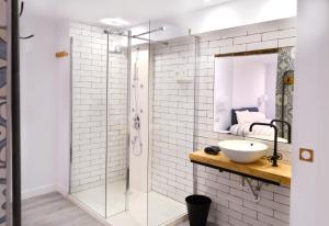 Ένα μπάνιο στο Luxury Pintoreria Vitoria +22 φωτογραφίες