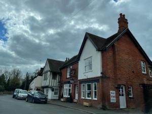 Fotografie z fotogalerie ubytování The Cow Shed 1BR-Sleeps4-Parking-PetsOK v destinaci Bradwell on Sea