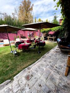 Um jardim em Posada Borravino