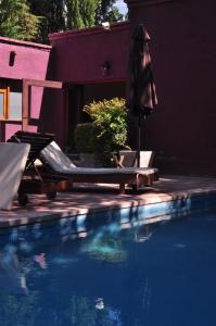 A piscina localizada em Posada Borravino ou nos arredores