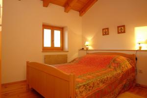 Fotografie z fotogalerie ubytování Holiday Home with Pool (4280) v destinaci Burići