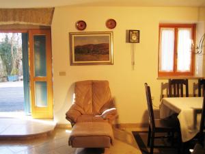 Fotografie z fotogalerie ubytování Holiday Home with Pool (4280) v destinaci Burići