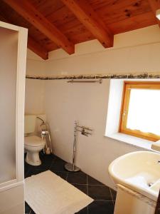 Fotografie z fotogalerie ubytování Holiday Home with Pool (4280) v destinaci Burići