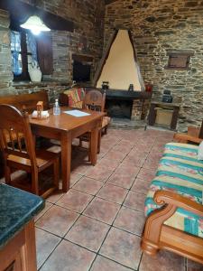 A seating area at Casa Viduedo